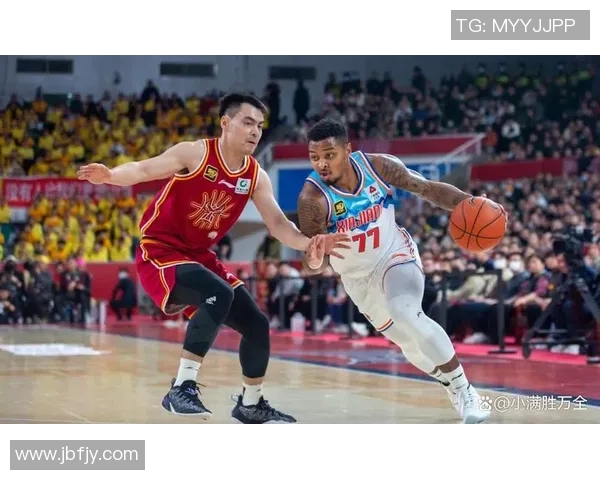 CBA赛场激战辽宁队迎战天津咪咕展现篮球魅力与团队精神
