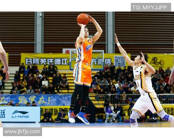 张镇麟的篮球之路：从青涩少年到CBA明星的奋斗历程与成长故事