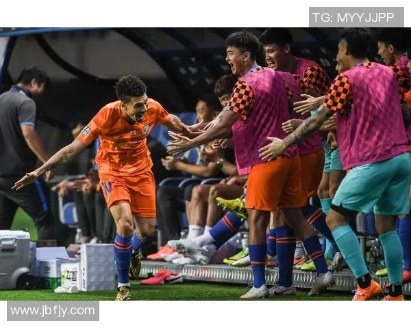 2018年山东鲁能与河南建业精彩对决回顾及赛季表现分析